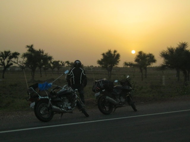 ladakh via Rajasthan on bike
