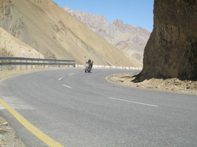 kargil to leh NH1 highway on motorcycle